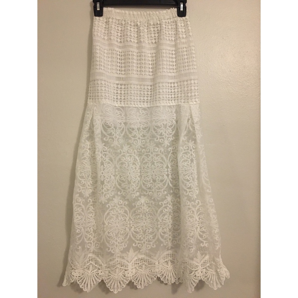 Lace Maxi Skirt (Sweewe Paris)